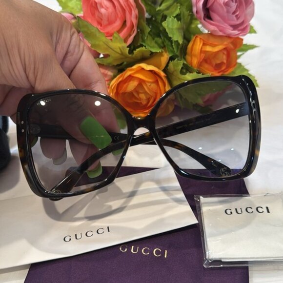 Authentic Gucci Brown Oversized Sunglasses - Picture 3 of 14